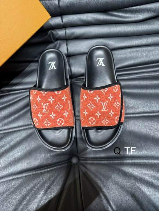 Picture of Louis Vuitton Slippers _SKULVsz38-45TF0206279